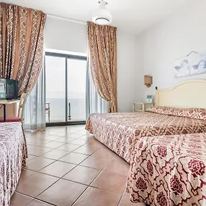 Hotiday Cefalù
